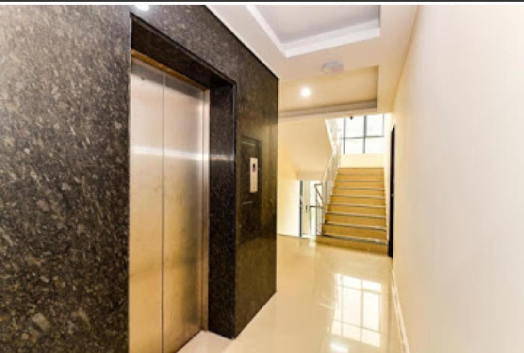 Hotel Tri-Star Residency Kochi Exterior foto